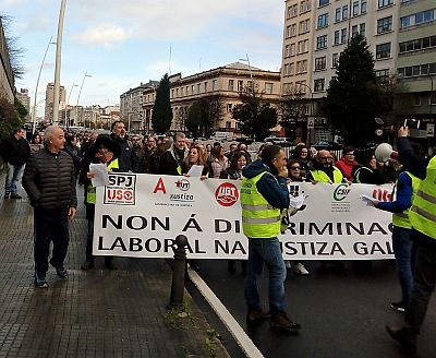 17-01-12 ProtestaFolgaXustizaCorunha05.jpeg